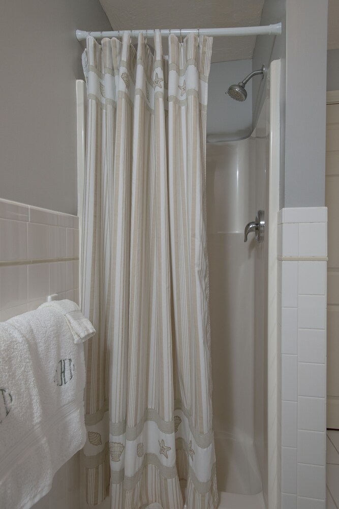Liberty Hill Inn - photo 51