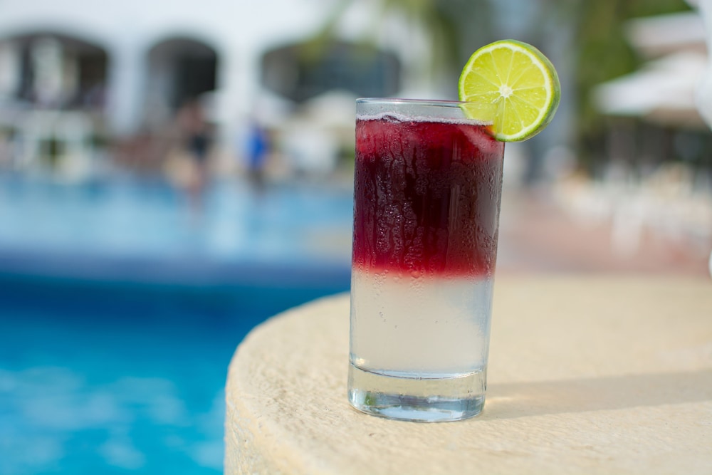 Poolside bar