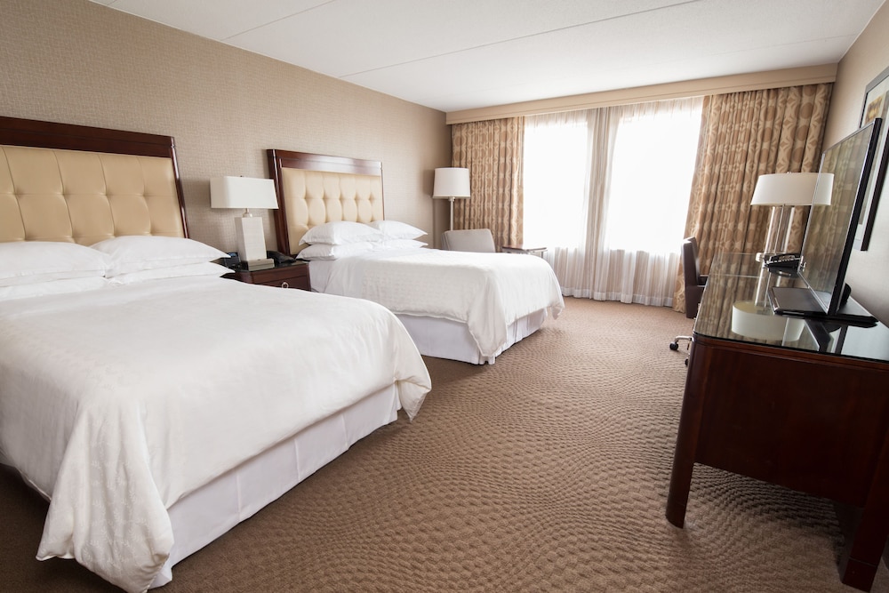 Sheraton Parsippany Hotel - photo 4