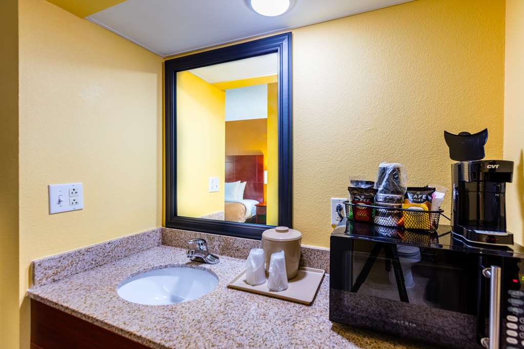 Best Western Milton Inn - photo 18