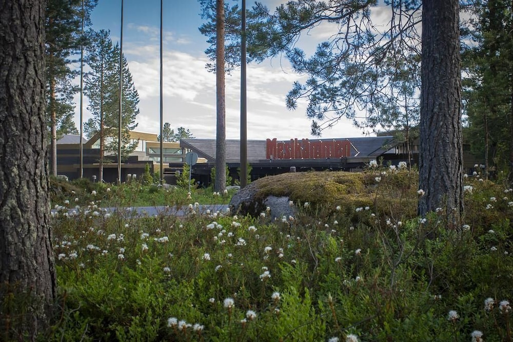 Hotel Mesikämmen in Aehtaeri, Finland