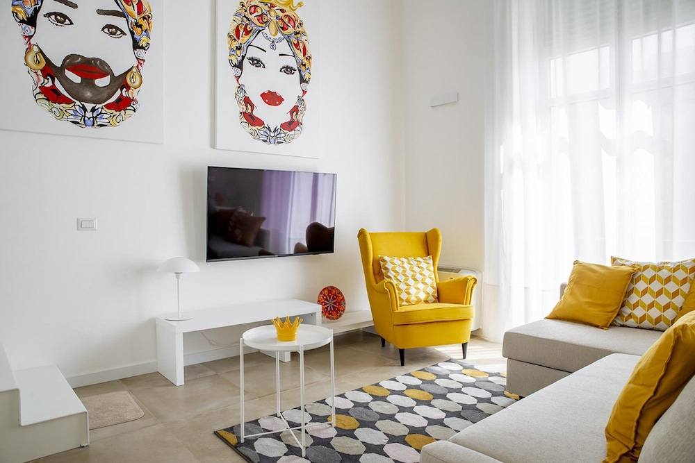 Helios Duplex a due Passi da Ortigia by Wonderful Italy — 4-Star Luxury Hotel in Siracusa, Italy