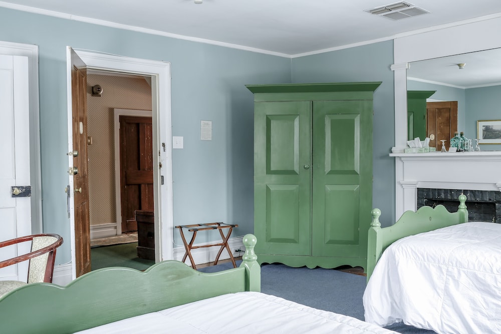 Delamater Inn - photo 33