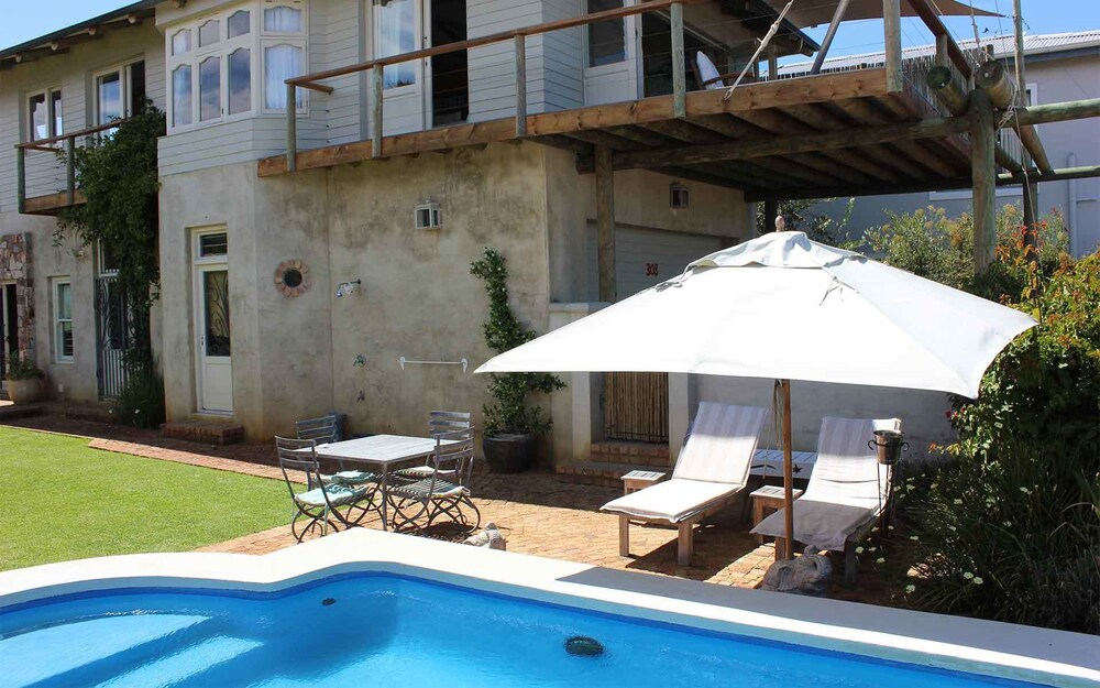 The Ocean Villa — 4-Star Luxury Hotel in Hermanus, South Africa