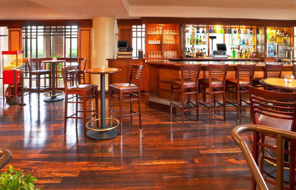 Sheraton Gateway Hotel Atlanta Airport - photo 12