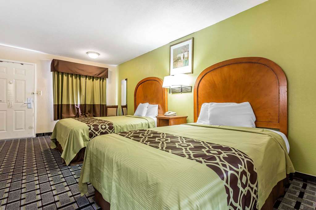 Rodeway Inn Augusta South - photo 12