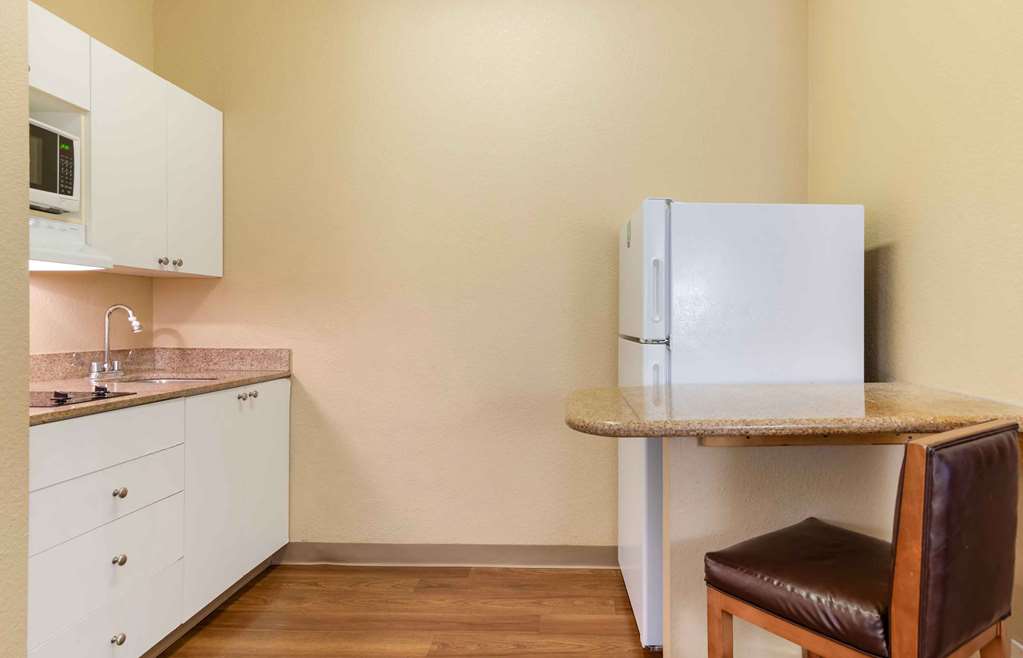 Extended Stay America Suites Atlanta Gwinnett Place - photo 19