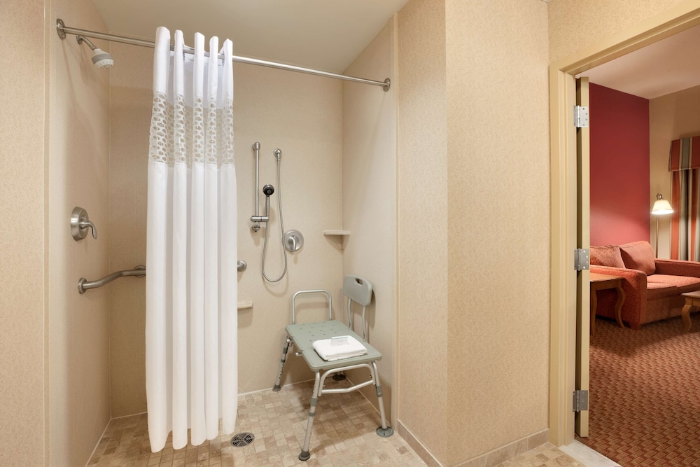 Hampton Inn & Suites Hartford East Hartford - photo 19