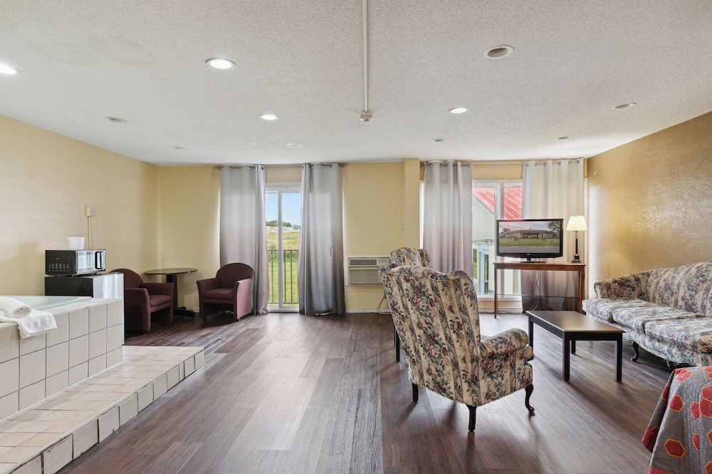 Miami Suites Hotel - photo 23