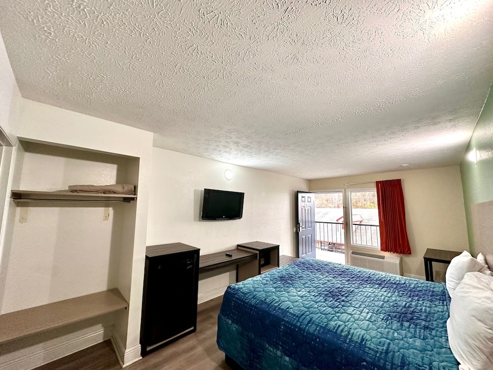 Briarstone Inn Pigeon Forge - photo 21