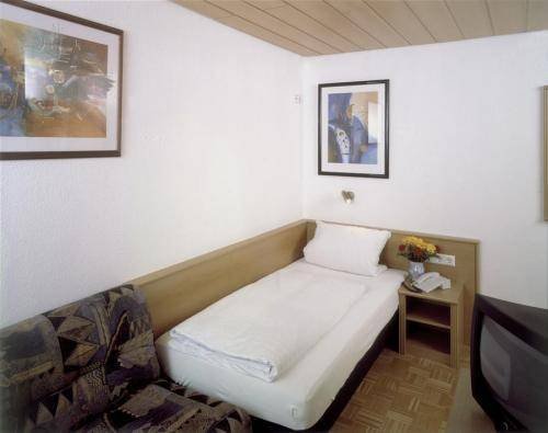 Fränkischer Landgasthof — Uettingen — photo 3