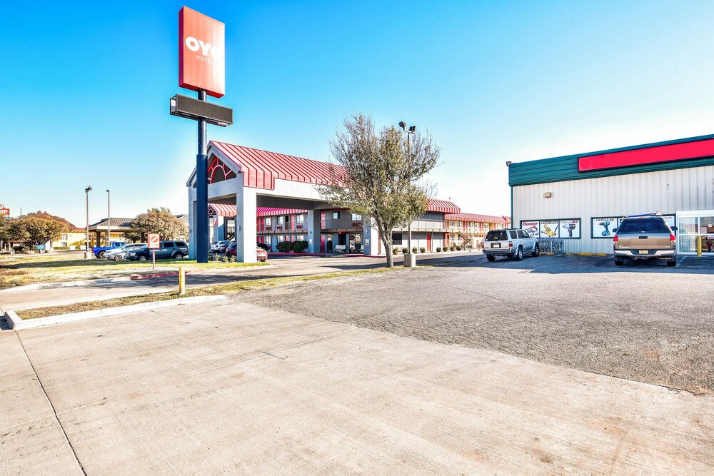 OYO Hotel Amarillo Downtown - photo 23