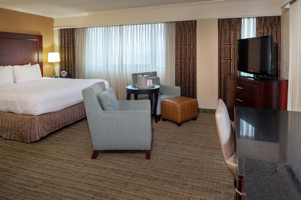 Crowne Plaza St. Louis Airport by IHG - photo 46