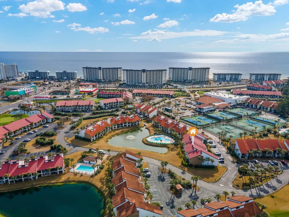 Edgewater Resort by Book That Condo - photo 12