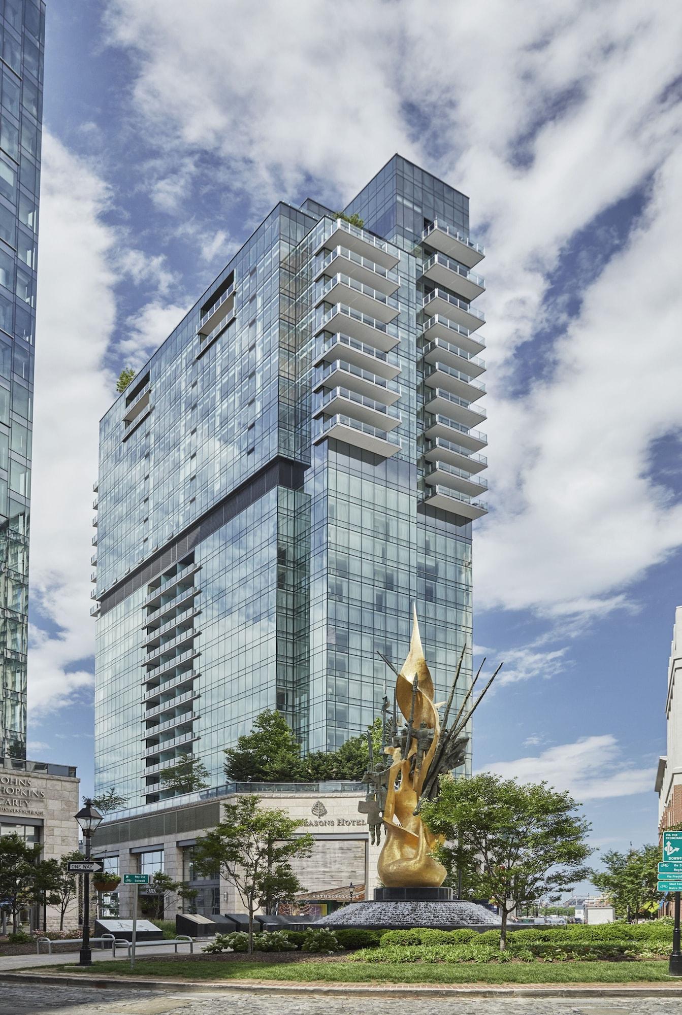 Four Seasons Hotel Baltimore in Baltimore, United States