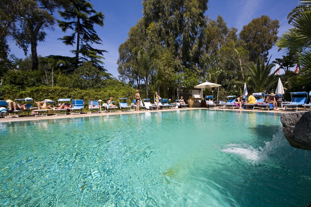 Central Park Hotel Terme — 4-Star Luxury Hotel in Ischia, Italy