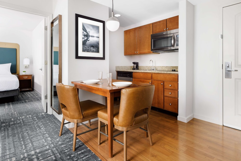 Homewood Suites by Hilton Portsmouth - photo 17
