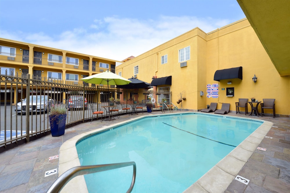 Napa Valley Hotel & Suites - photo 48