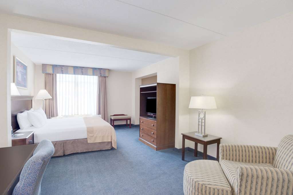 Wingate by Wyndham Bridgeport Clarksburg - photo 30