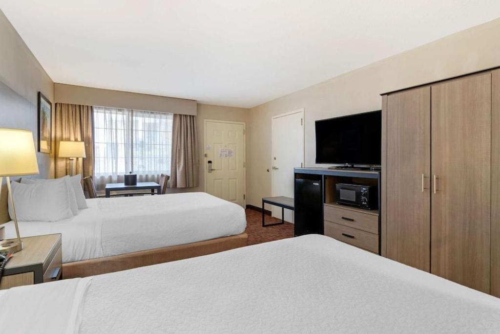 Marble Falls Inn - photo 46