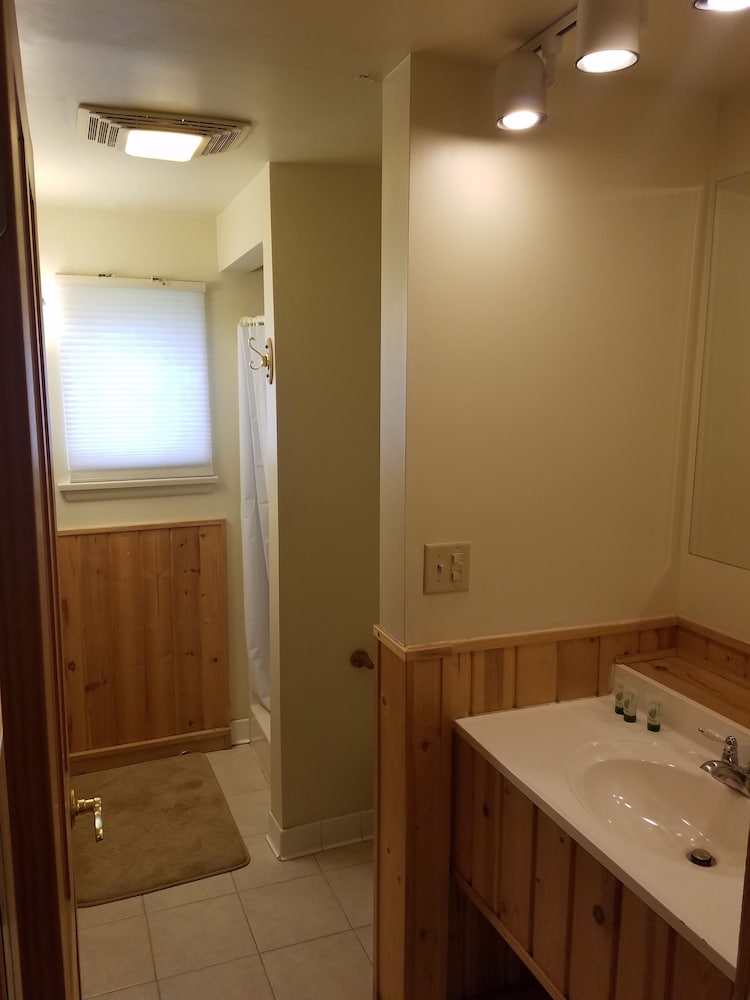 The Willard Munger Inn - photo 44