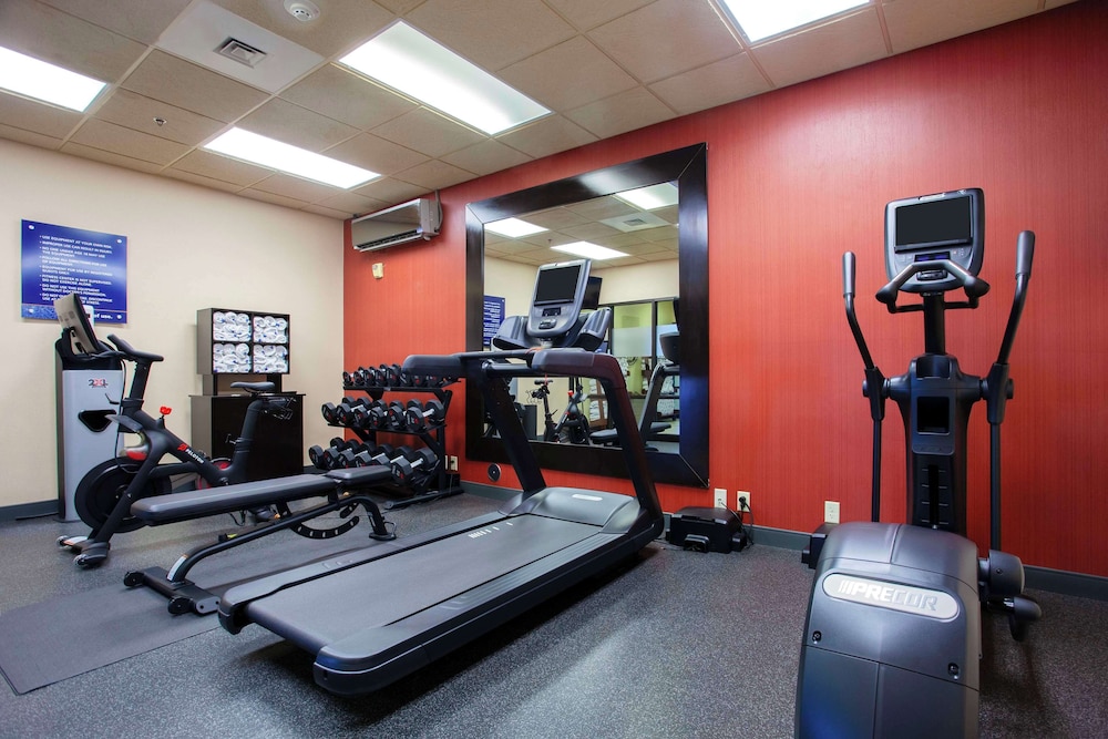 Hampton Inn & Suites Mountain Home - photo 18