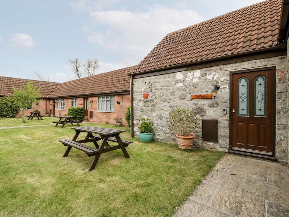 Carthouse in Weston-Super-Mare, United Kingdom