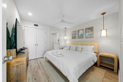 Oceanside Oasis Oceanfront with Pool and Elevator - last minute hotel in Carolina Beach