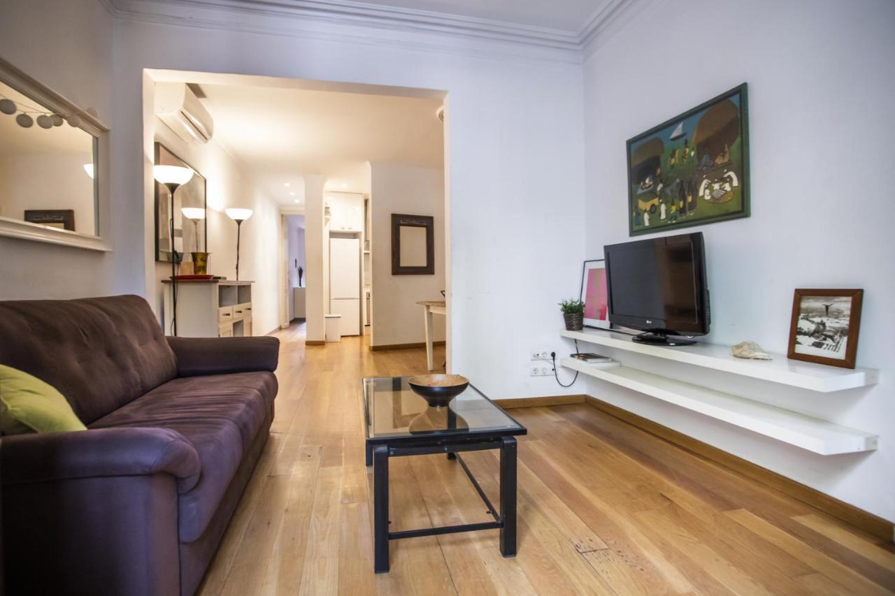 E2val1028 Eixample Esquerra with Terrace - carbon neutral hotel in Barcelona