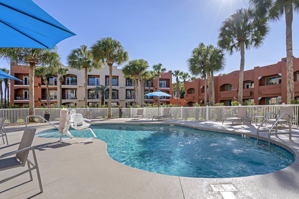 Holiday Inn Express Hotel & Suites The Villages by IHG - photo 38