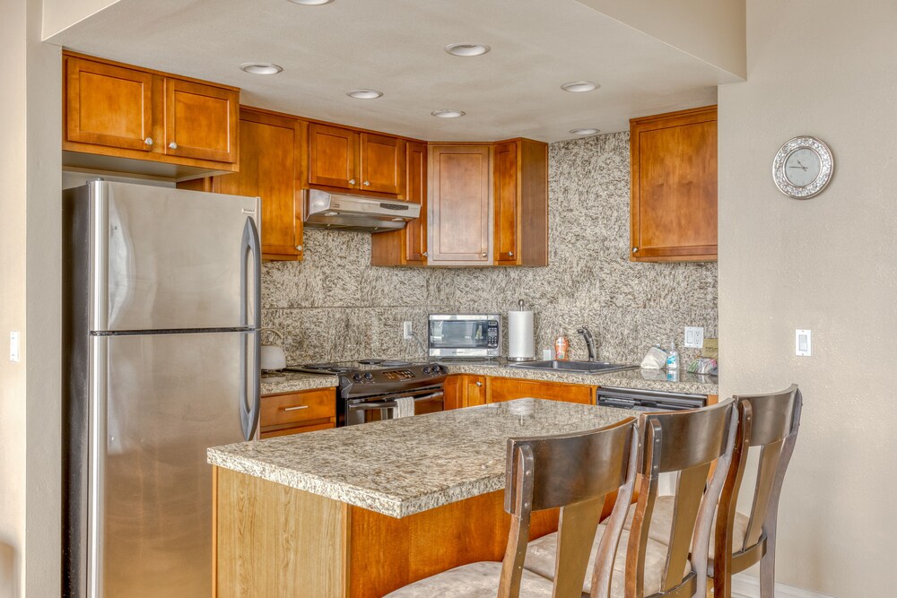 Sand & Sea Resort Condominiums - photo 431