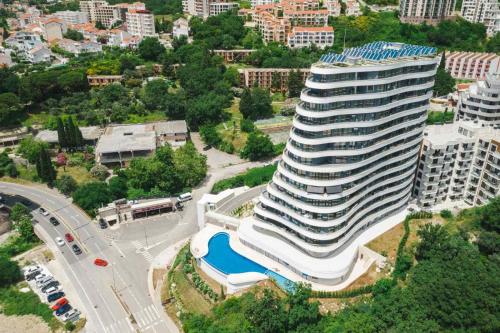 La barca apartments — 4-Star Luxury Hotel in Budva, Montenegro