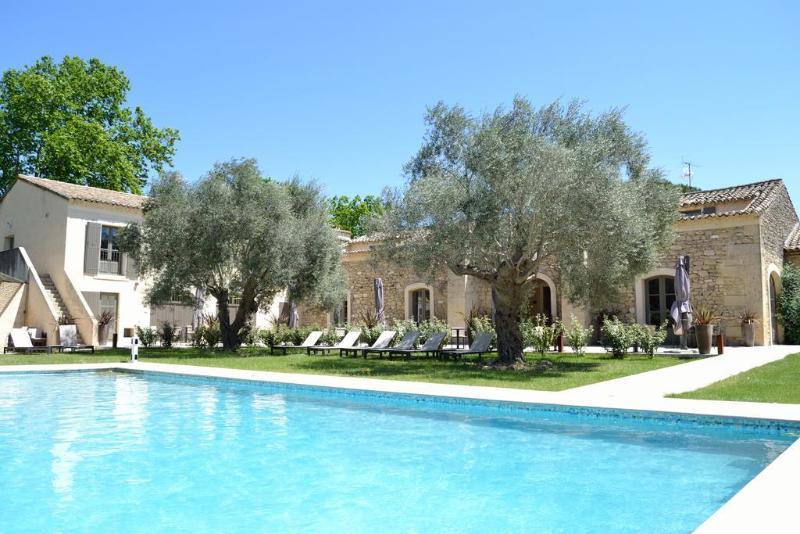 La Bégude Saint Pierre — 4-Star Luxury Hotel in Gordes, France