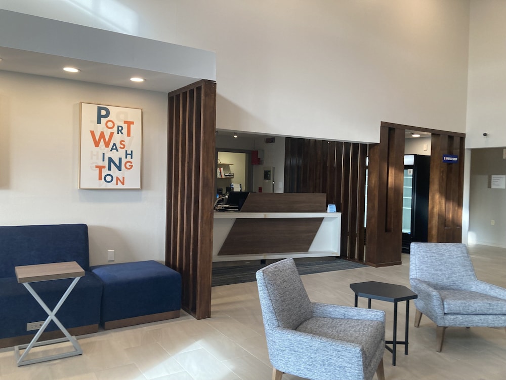 Holiday Inn Express & Suites Port Washington by IHG - photo 55