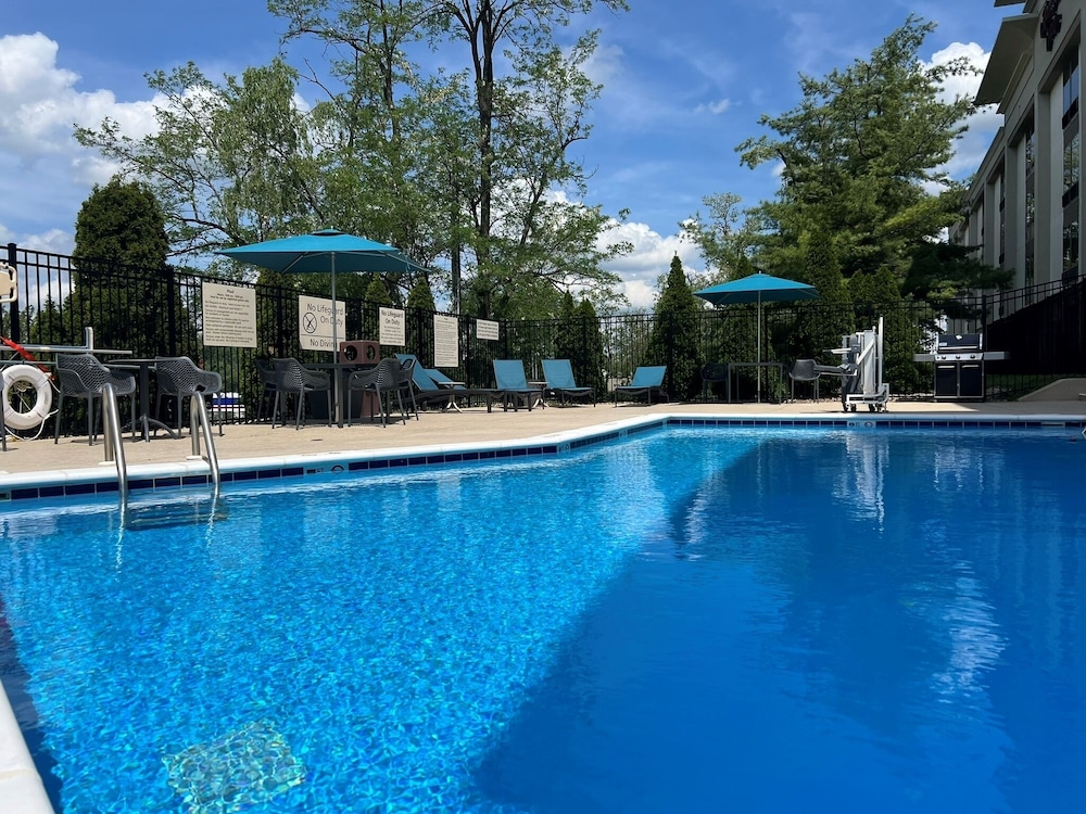 Hampton Inn Bloomington - photo 48