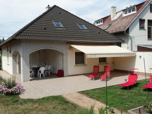 House Magnolia — 4-Star Luxury Hotel in Velence, Hungary