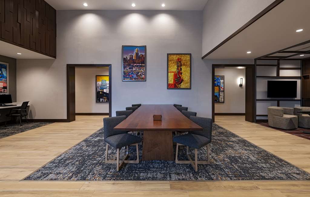 Hyatt Place Austin Lake Travis Four Points - photo 3