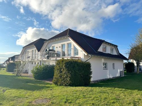 Neddesitz Fewo 30 Block — 4-Star Luxury Hotel in Sagard, Germany