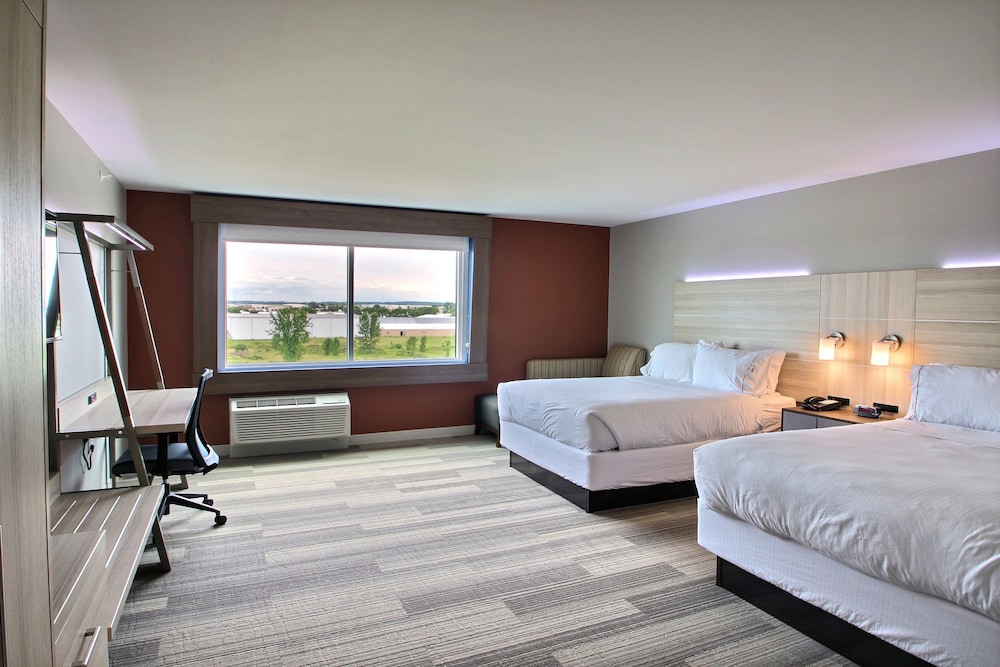 Holiday Inn Express & Suites Fond Du Lac by IHG - photo 13