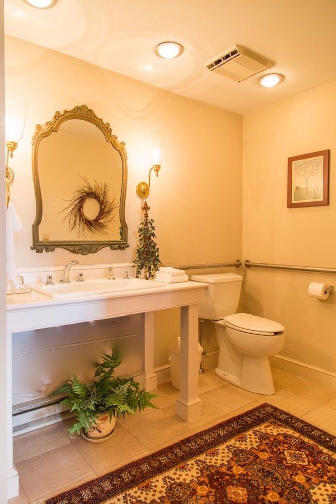 Inn at Stone Manor - photo 5