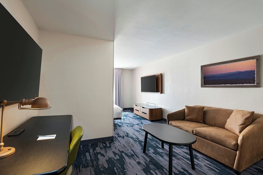 Fairfield Inn & Suites by Marriott Austin University Area - photo 14