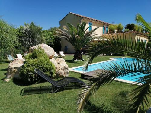 Mas Provencal Cosy Avec Piscine Dans Le Sud — Courthezon