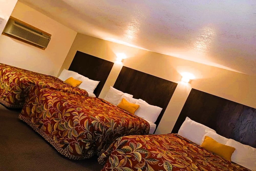 Hometown Inn By Oyo Lakin Ks - photo 10