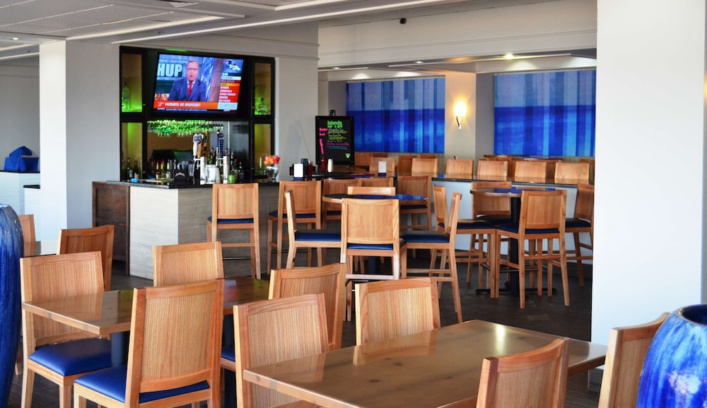 DoubleTree by Hilton Corpus Christi Beachfront - photo 25