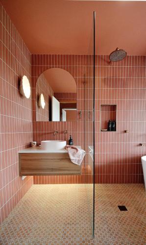 Funky family coastal retreat in a perfect location — hotel in Cape Woolamai