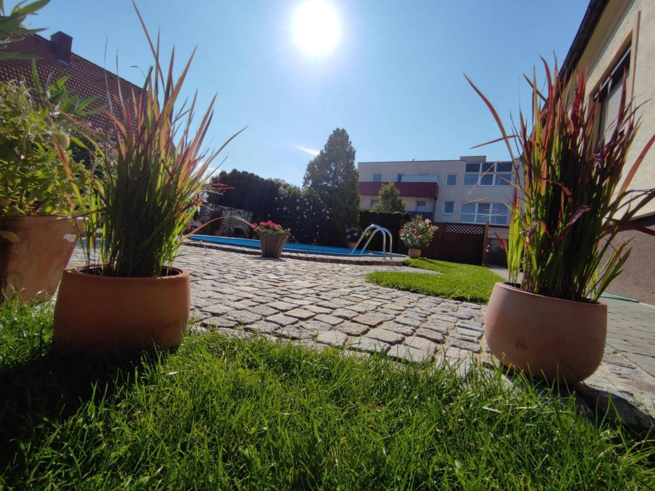 Le Cor de Chasse - carbon neutral hotel in Durbuy