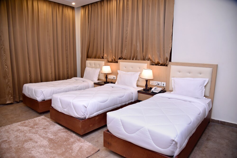 The RiverSide Inn — hotel in Rampur