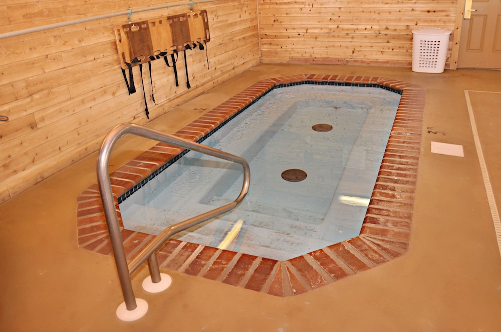 Country Inn & Suites By Radisson Kearney NE - photo 19