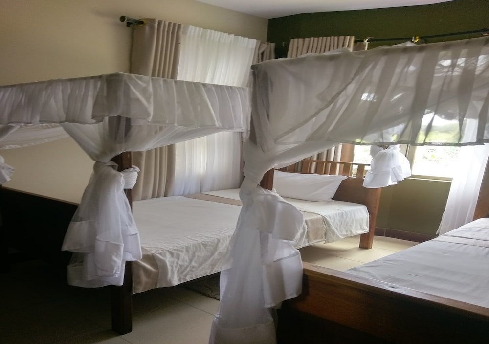 Suswa 7 Sunset — Mombasa — photo 4