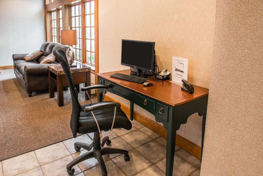Quality Inn Pittsburgh Airport - photo 26